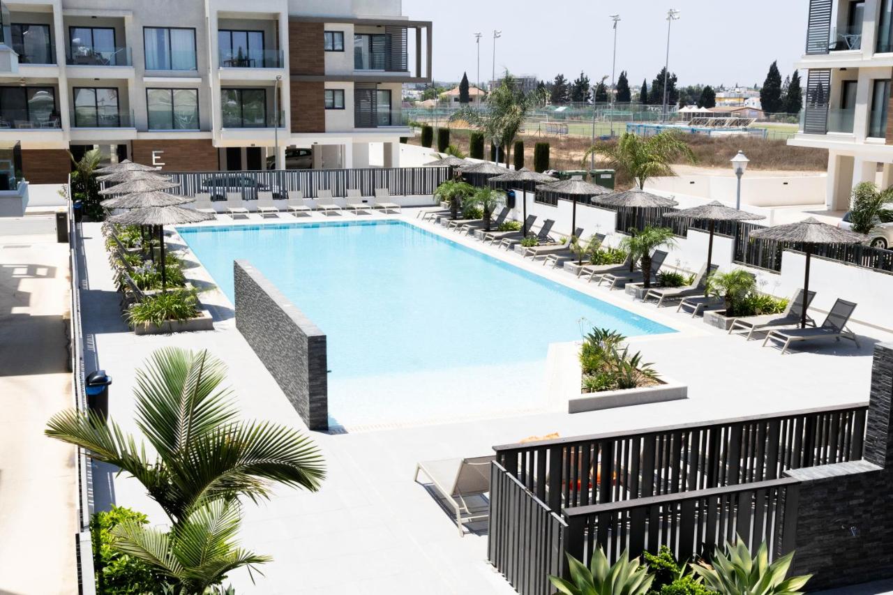 Cosmos Residence C102 - Ferienwohnung Paralímni