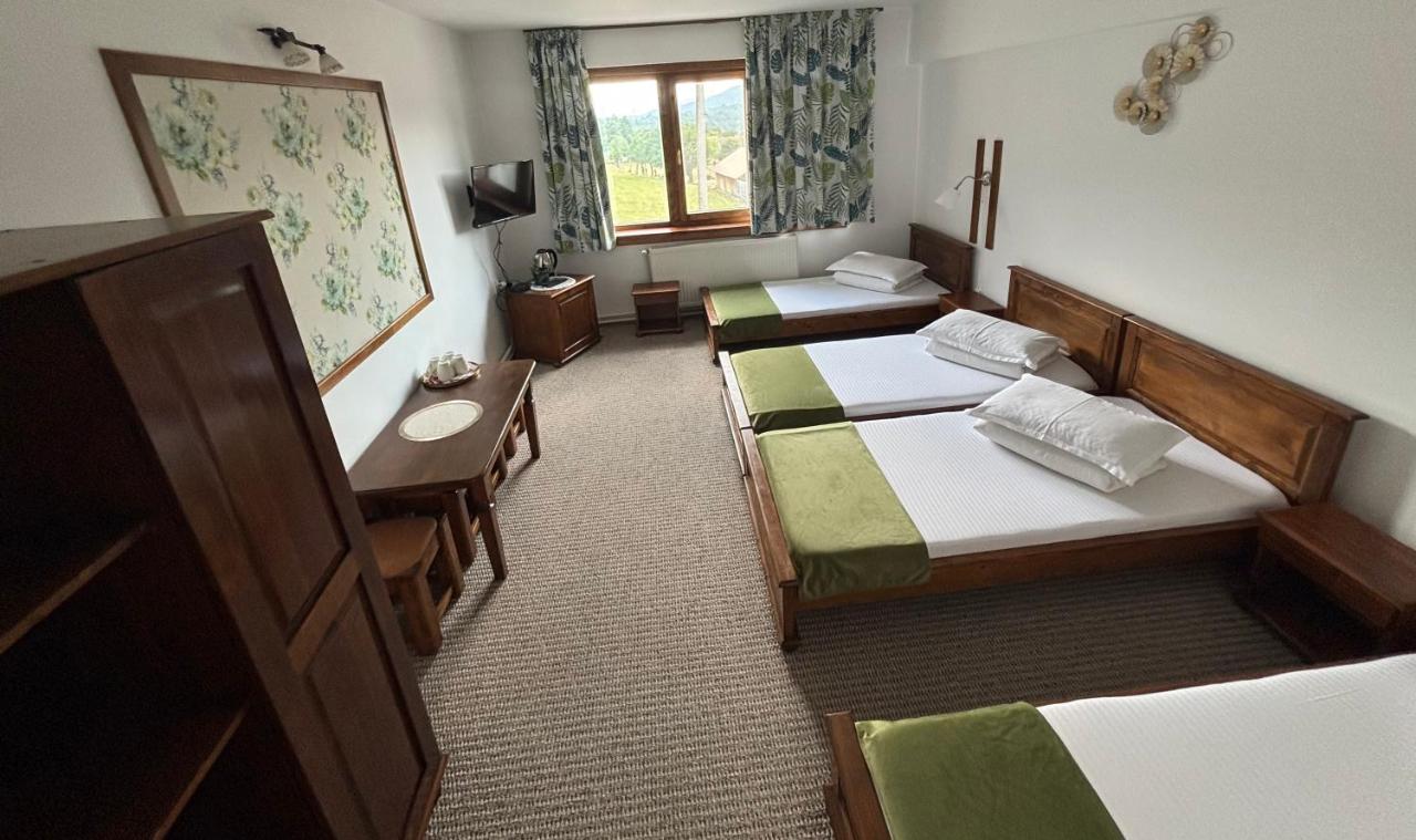 Classic Quadruple Room