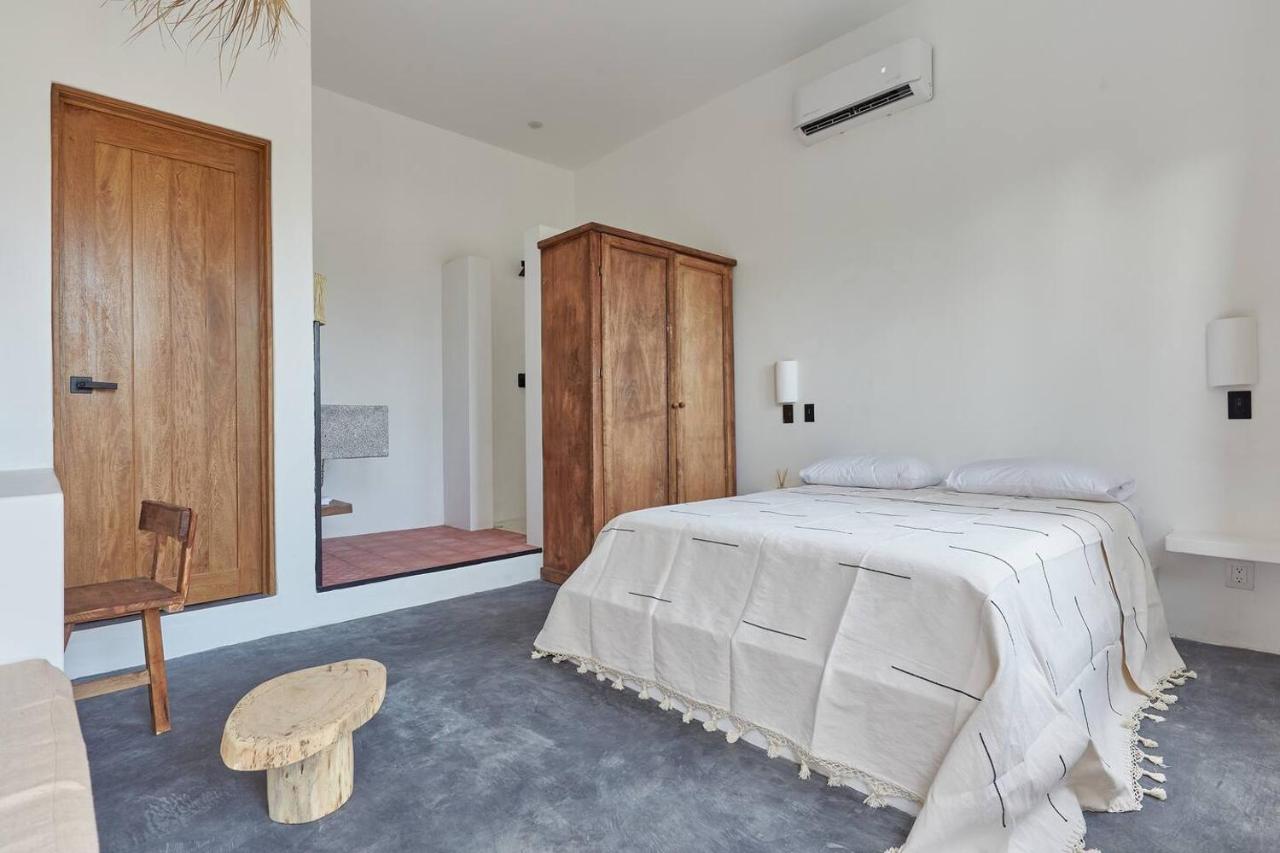 Queen Room with Pool View