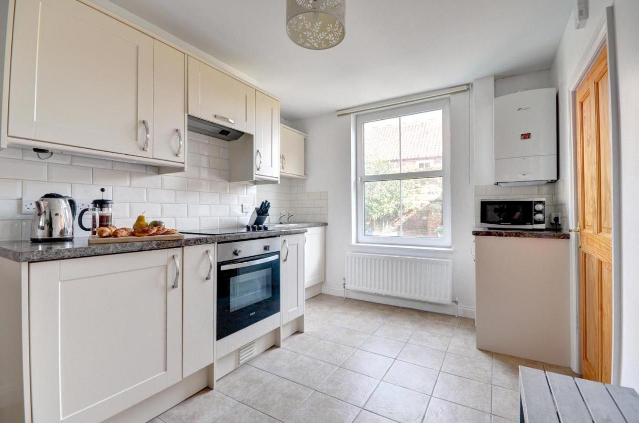 Annabels Cottage - Bed and Breakfast Whitby