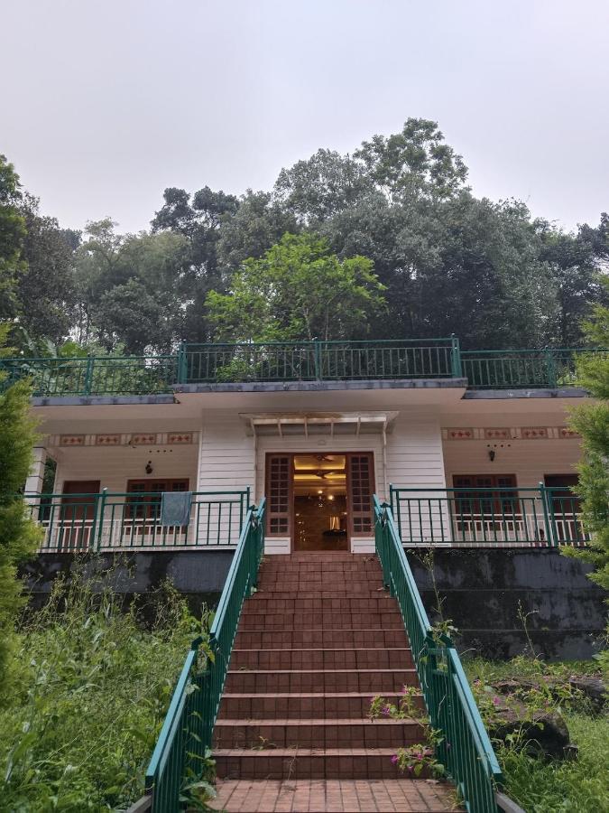 Hornbill Homestay Munnar - Ferienwohnung Anaikal
