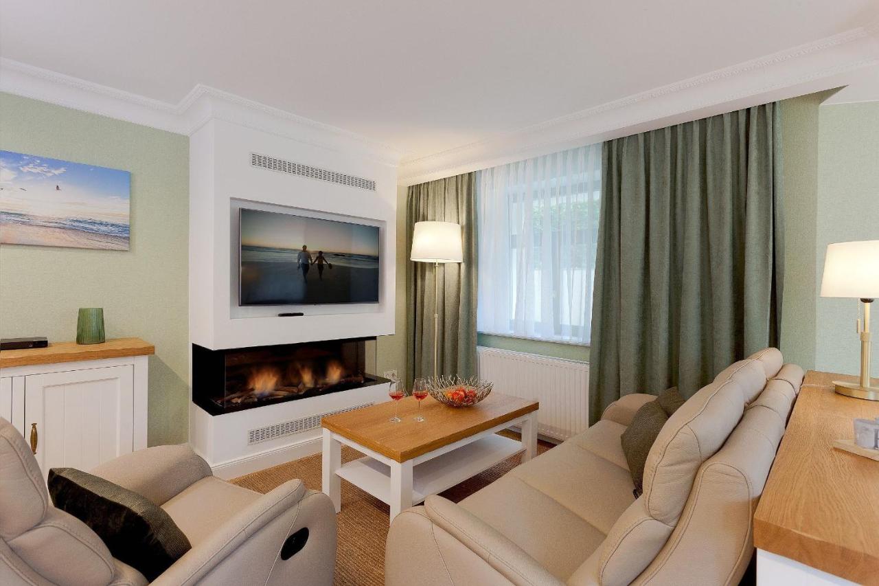 Villa Waldschloss App 1 - Ferienwohnung Bansin