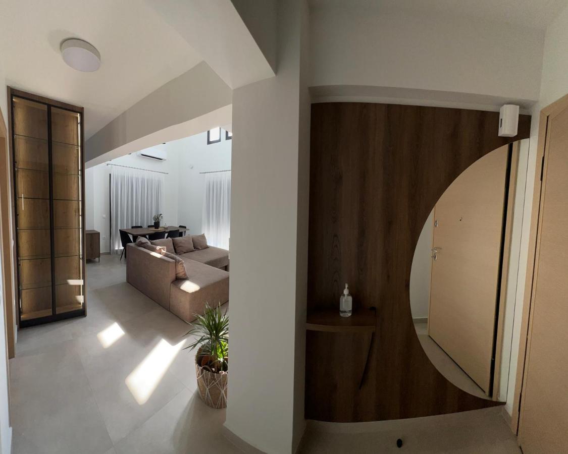 Hasi Suites Three Bedroom Duplex - B&B
