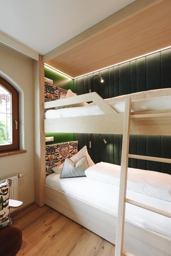 Two-Bedroom Deluxe Apartment
