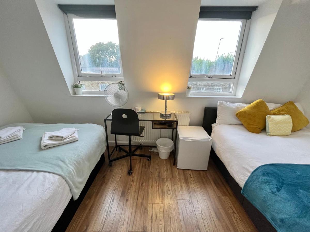 Chambre Quadruple avec Salle de Bains Commune