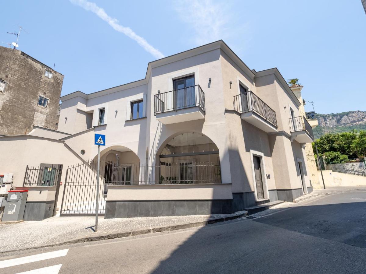 Blu Sky Luxury Palace Sorrento Coast - B&B Meta