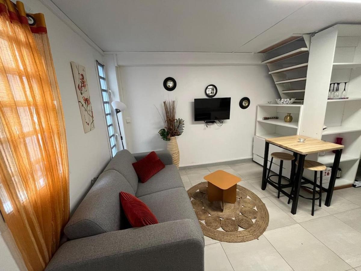 Duplex La Petite Perle avec son jardin privé - B&B Le Lamentin