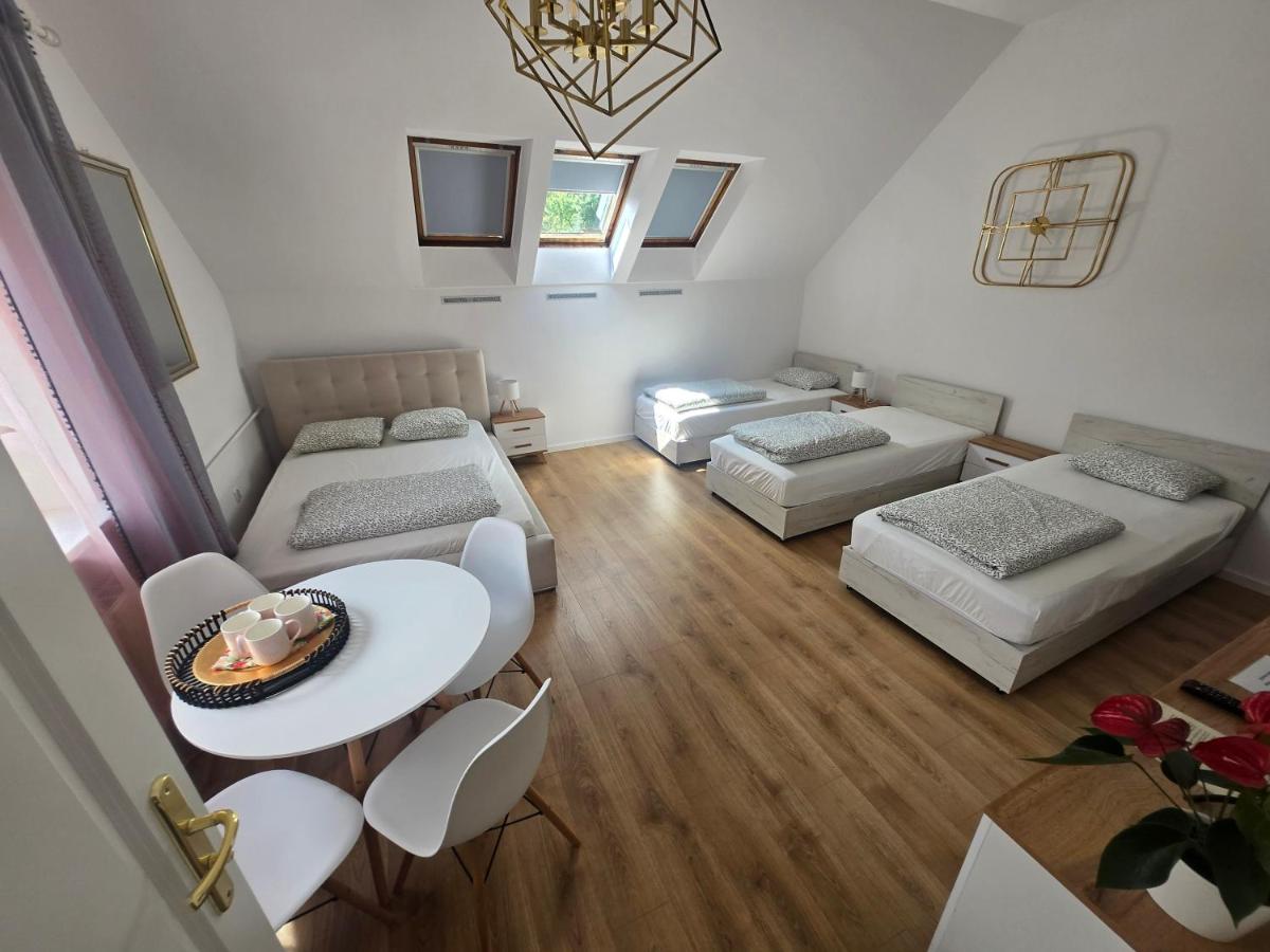 Pod Różą - Ferienwohnung Rząska