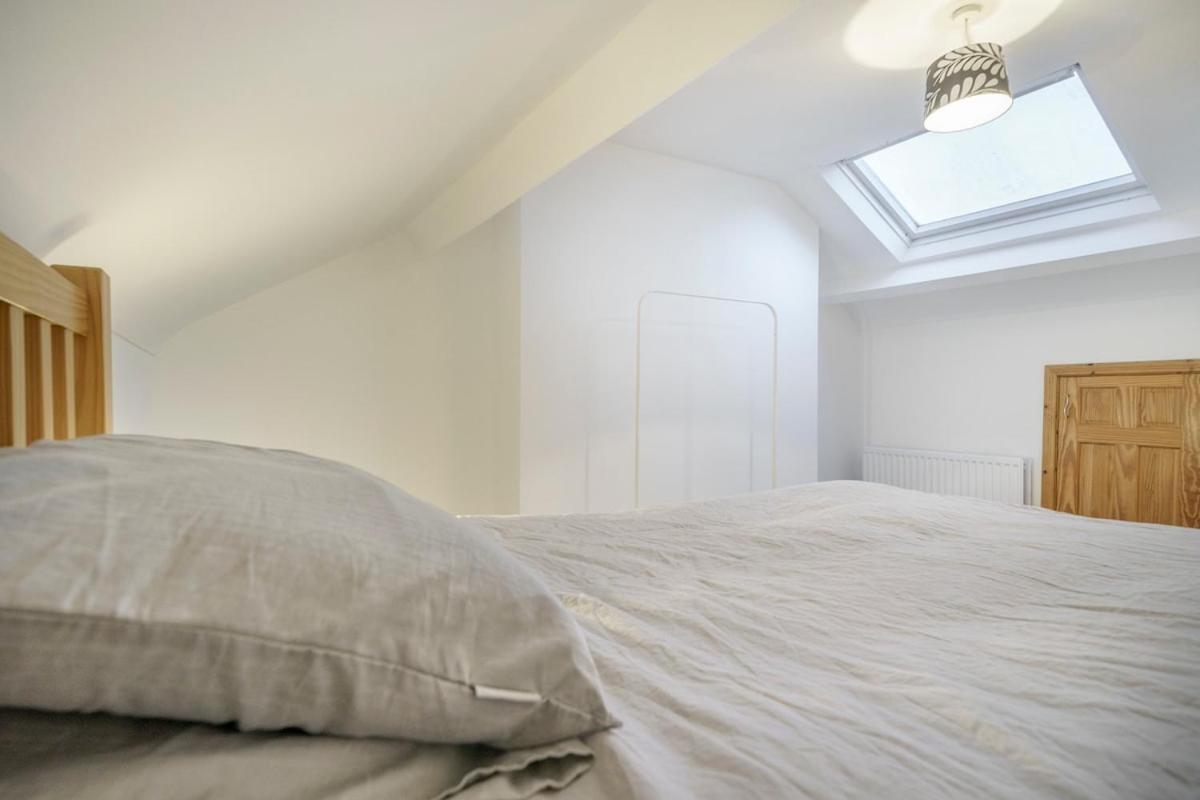 Lovely 2 Bedroom House Close to City Centre - B&B Belfast
