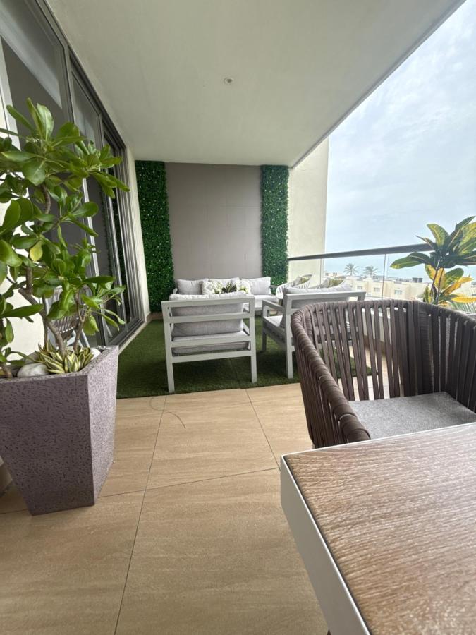 Two-Bedroom Deluxe Apartment with Ocean View