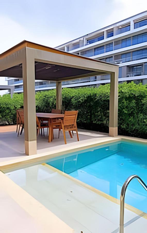 Exclusivo Apto, Piscina Privada y Salida a playa - B&B
