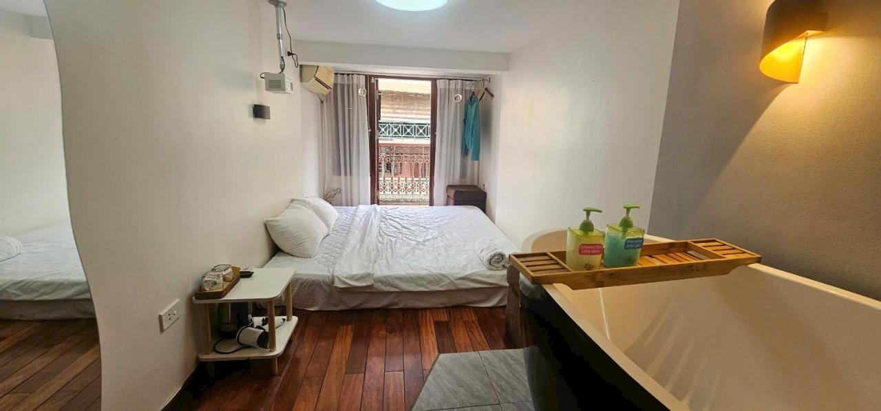 King Room with Balcony