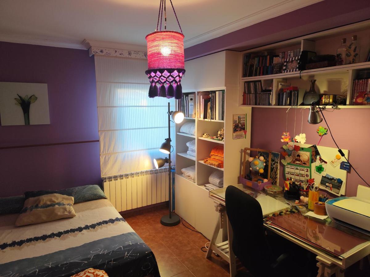 Acogedora casa con jardín y piscina - Chambres d’hôtes Castellanos de Villiquera