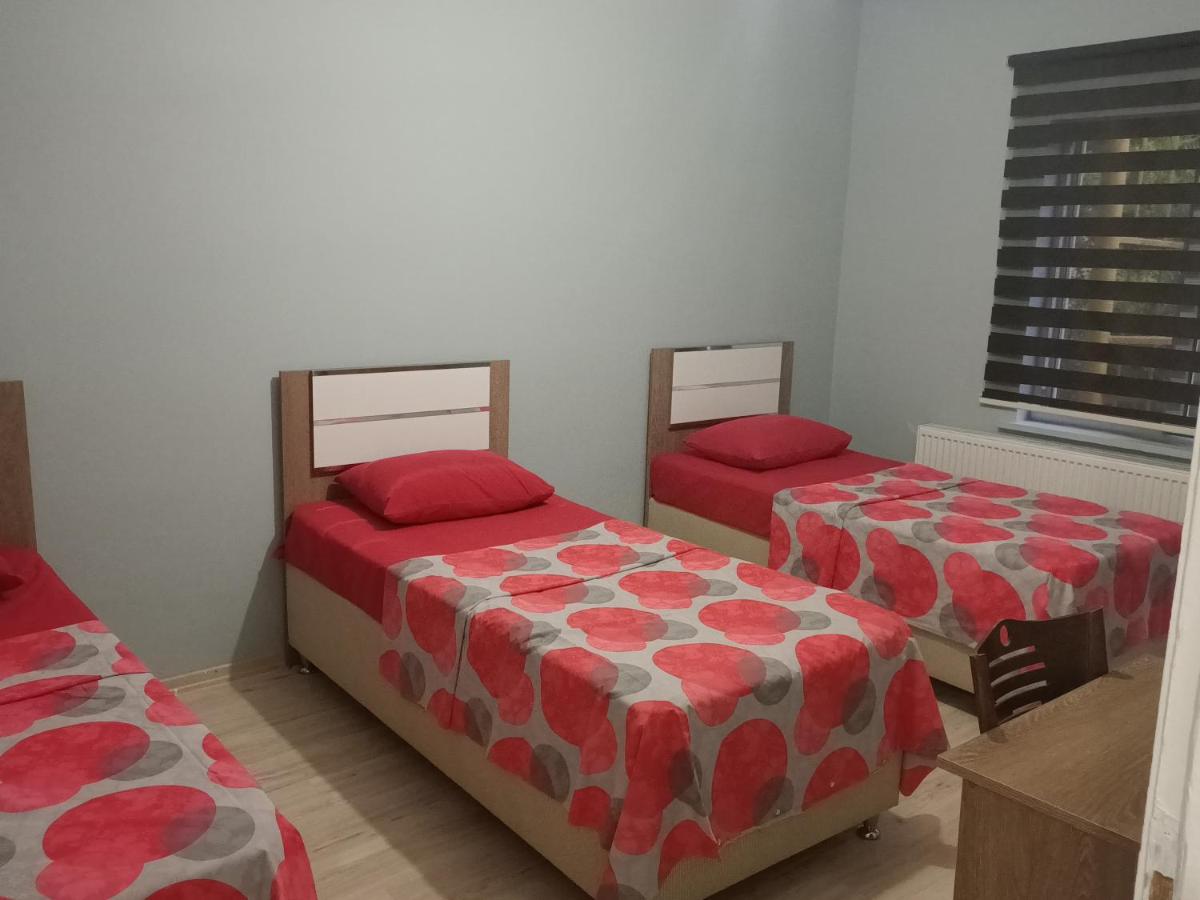 Camera Tripla Basic con Bagno in Comune