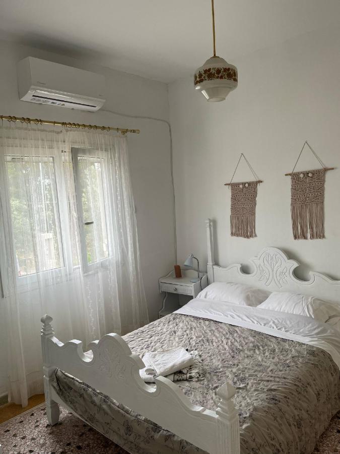 Eva's house - B&B Rafina