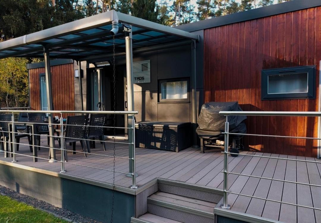 Modernes Mobilheim am Murner See - B&B Wackersdorf