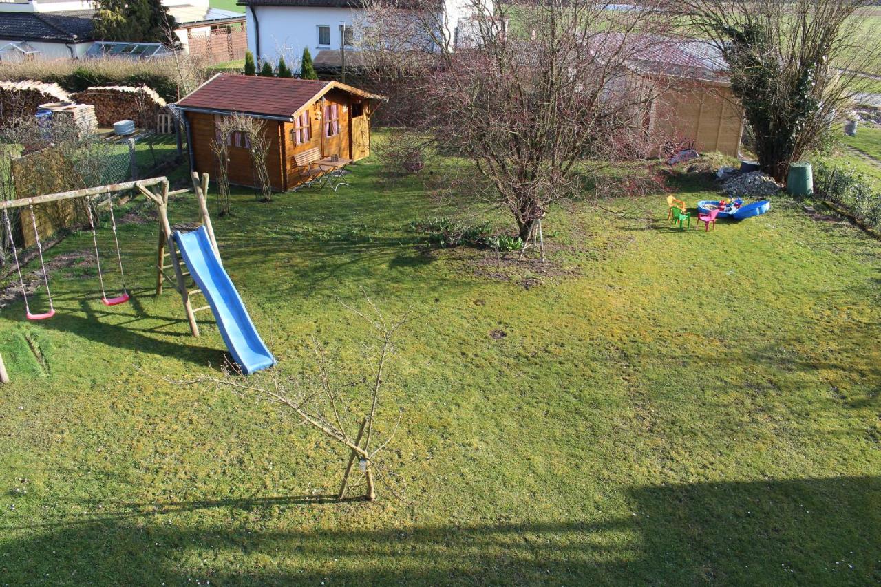 Ferienwohnung Am Blauen Hügel in Eckersdorf - B&B Eckersdorf