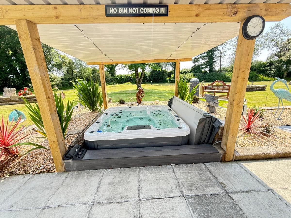 Secluded Country Bungalow Ballinrobe - B&B