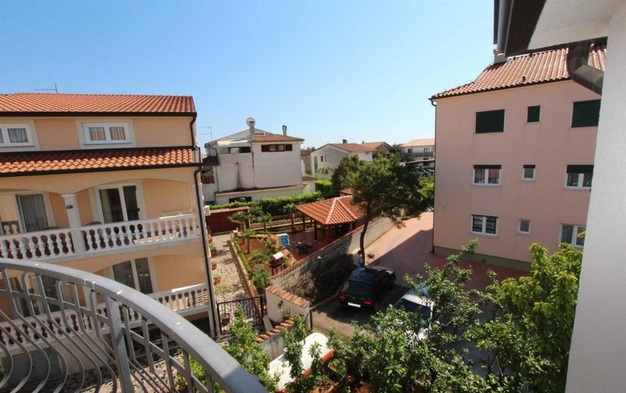 Apartamento de 1 dormitorio con terraza