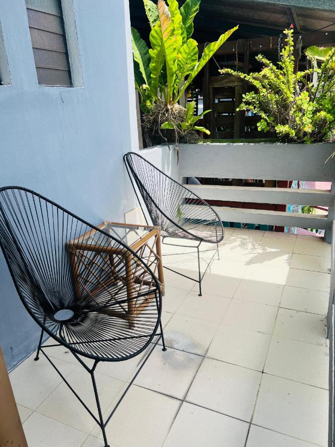 Tikal Sunrise House - B&B Flores