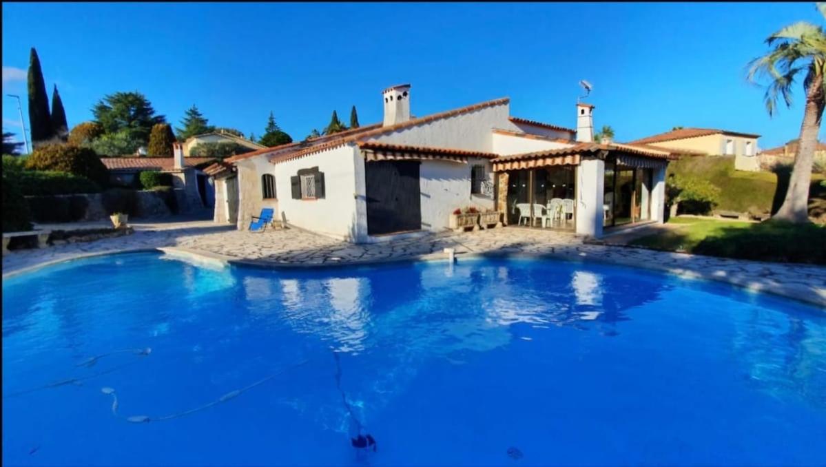 Villa de charme, vue sur mer - Chambres d’hôtes Biot