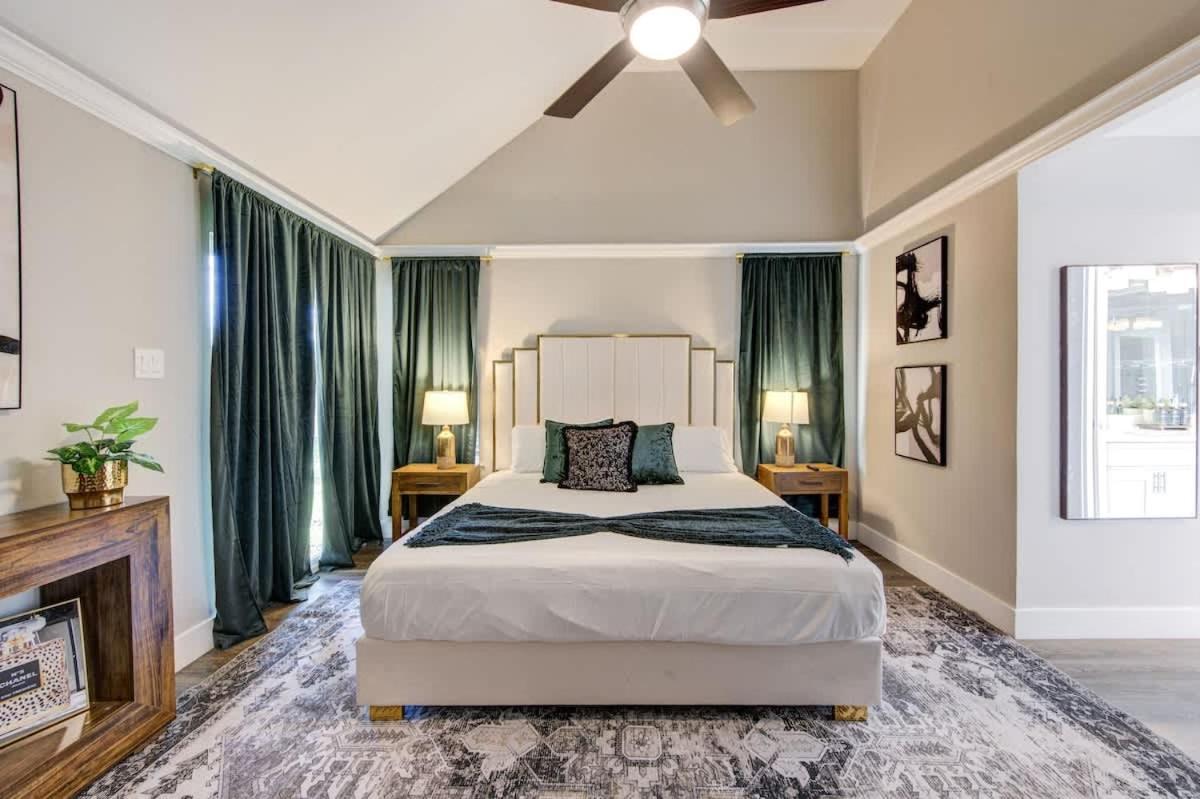 Ultimate Getaway Explore Katy & Houston in Style - Bed and Breakfast Katy