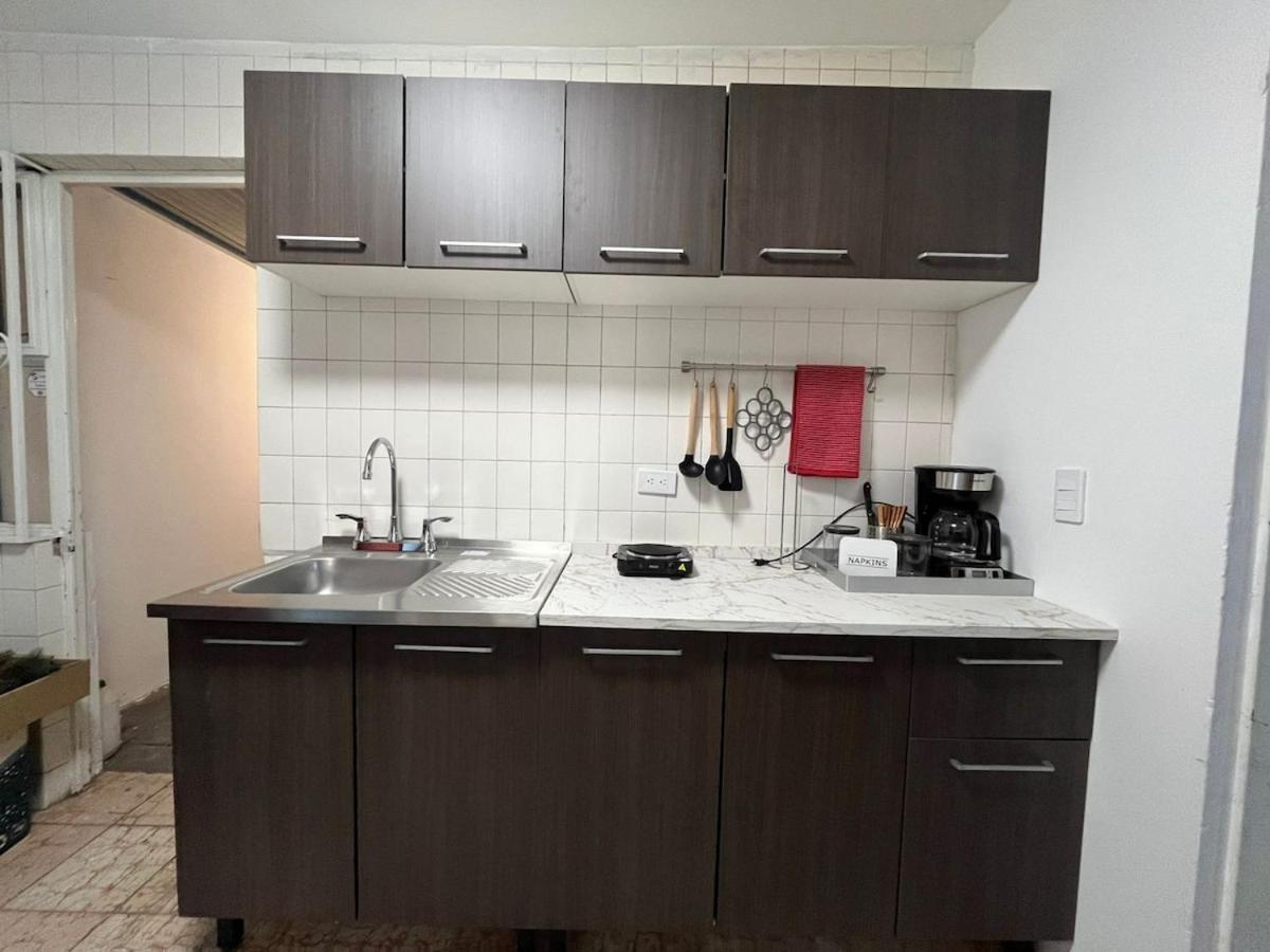 nice comfortable house an excellent location, - Chambres d’hôtes Aguascalientes