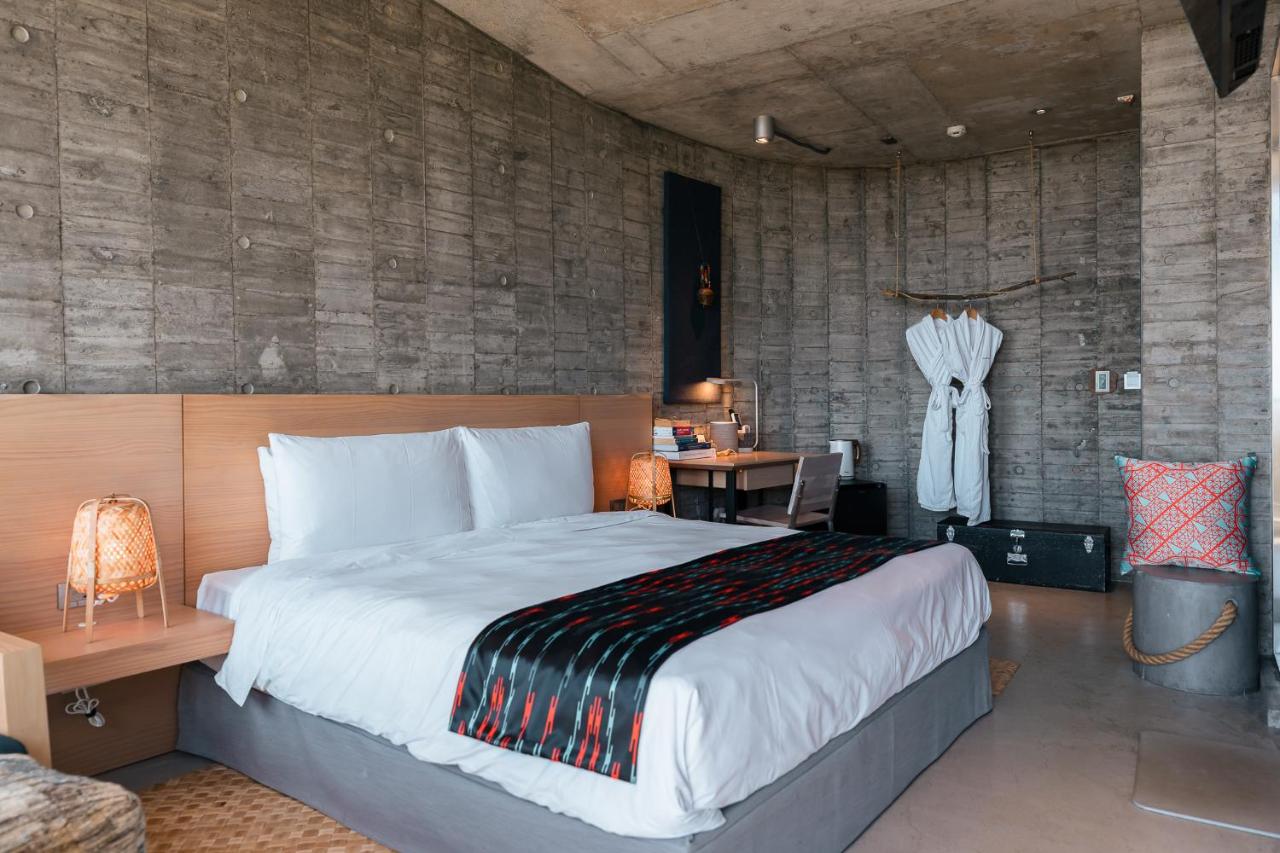 Double Room with Balcony and Sea View