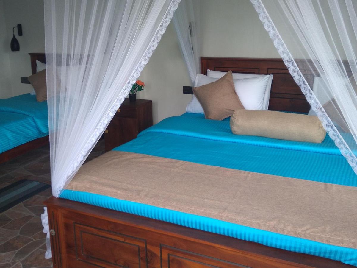 Triple Room with Mountain View
