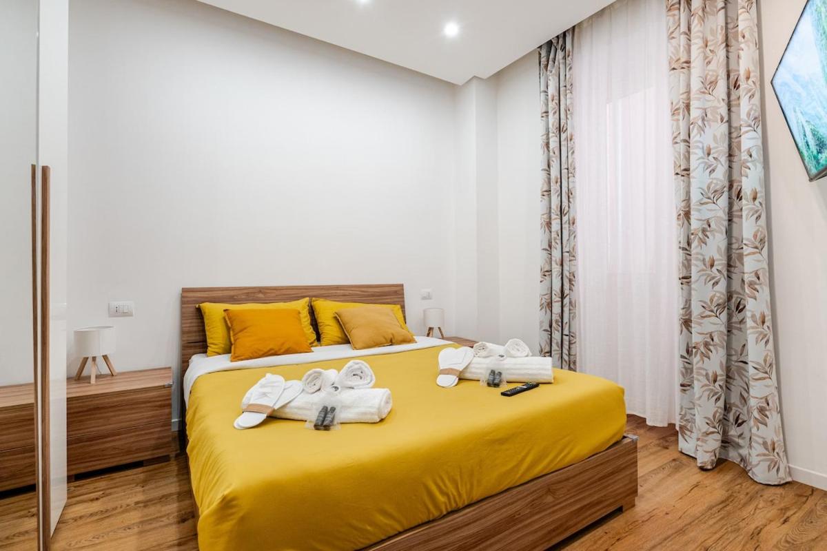 Stazione-2 Bedroom-10' Aquarium - B&B Génova