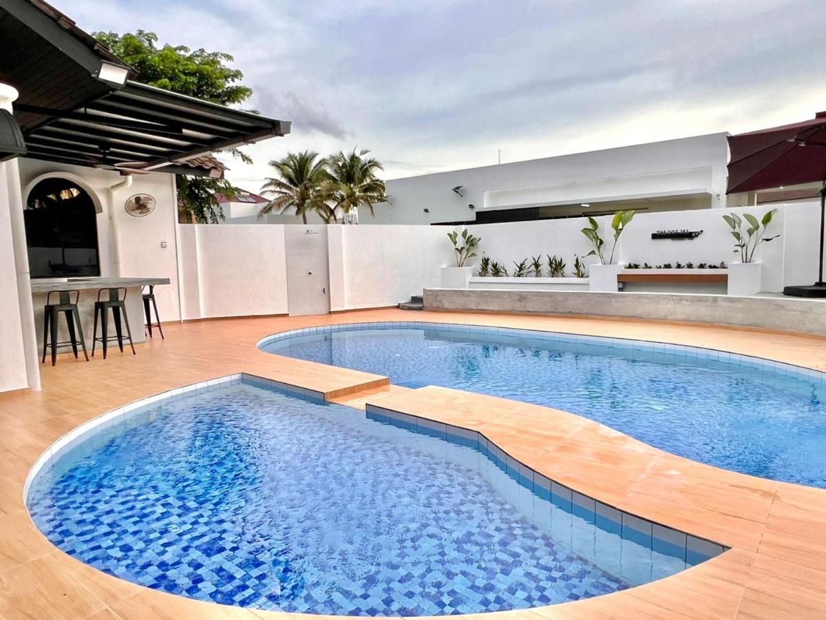 TheDOT261 Private Pool & Kids Pool Villa BRAND NEW A'Famosa Melaka - B&B