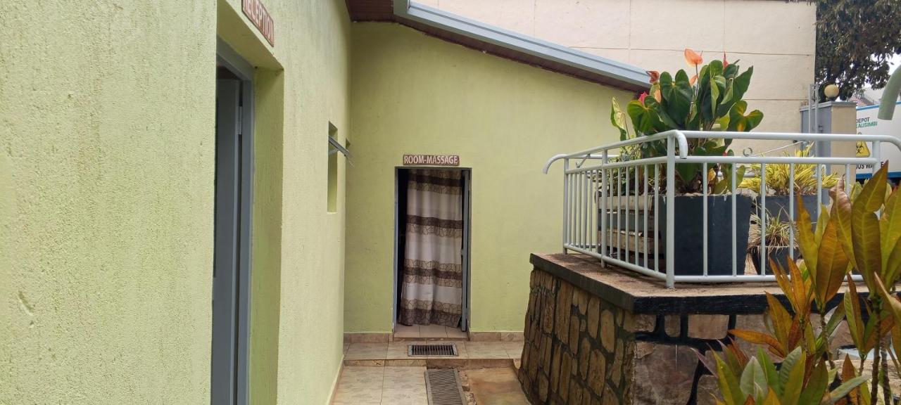 The Peace Guest House - B&B Kigali