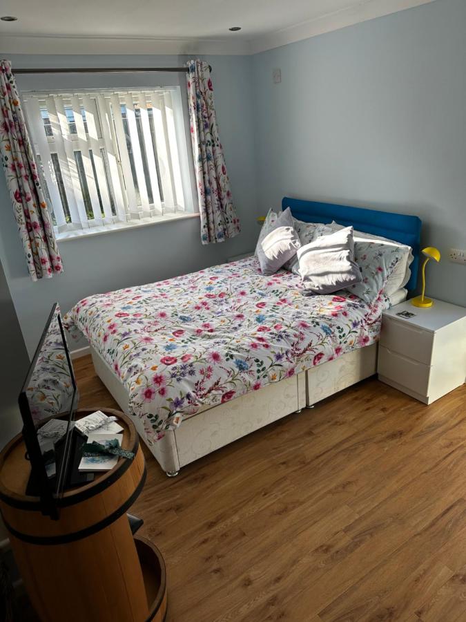 Deluxe Double Room with Shower
