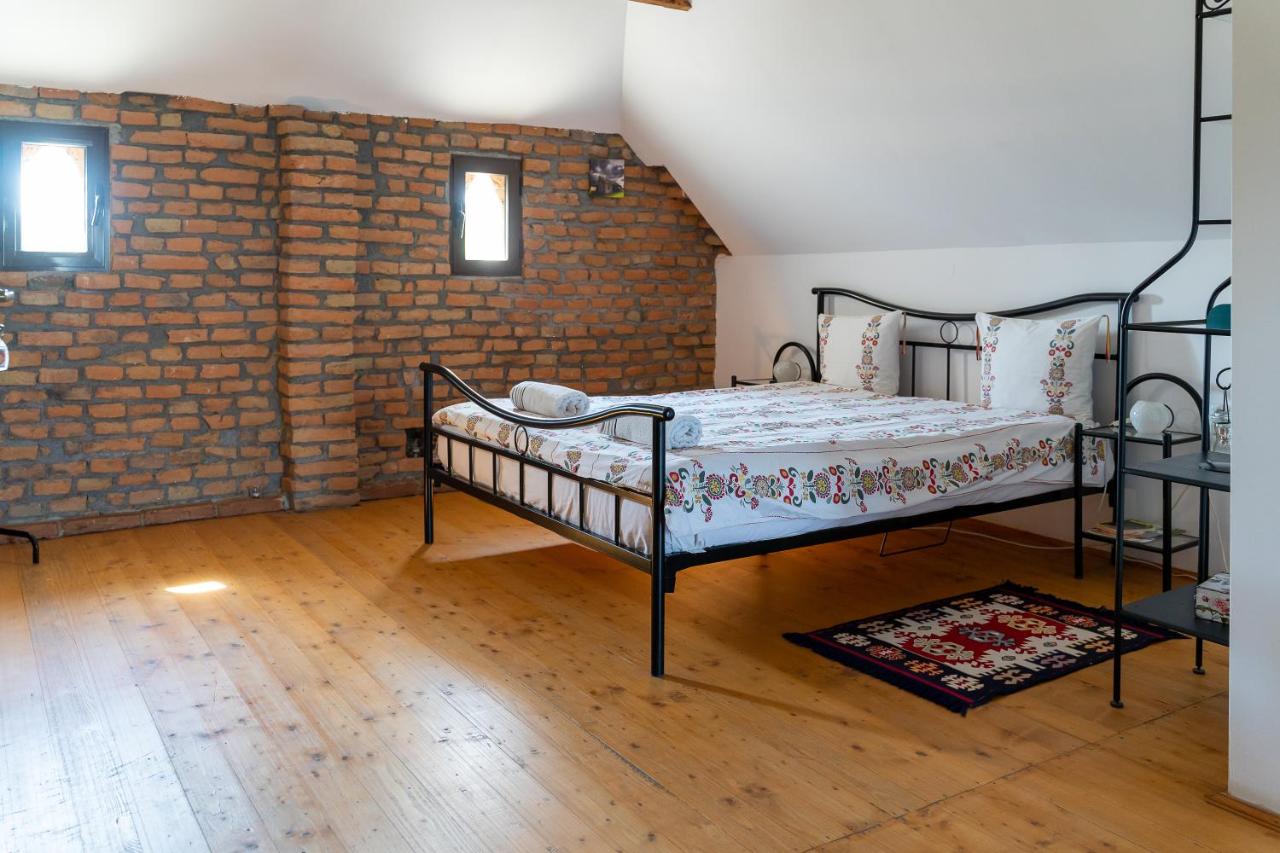 Triple Room with Garden View
