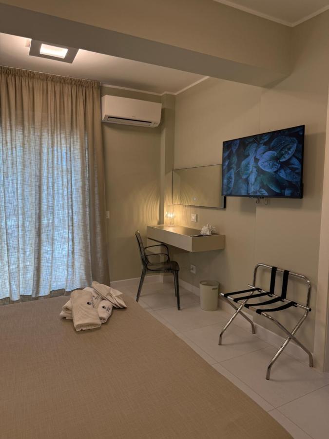 Deluxe Double Room with Extra Bed