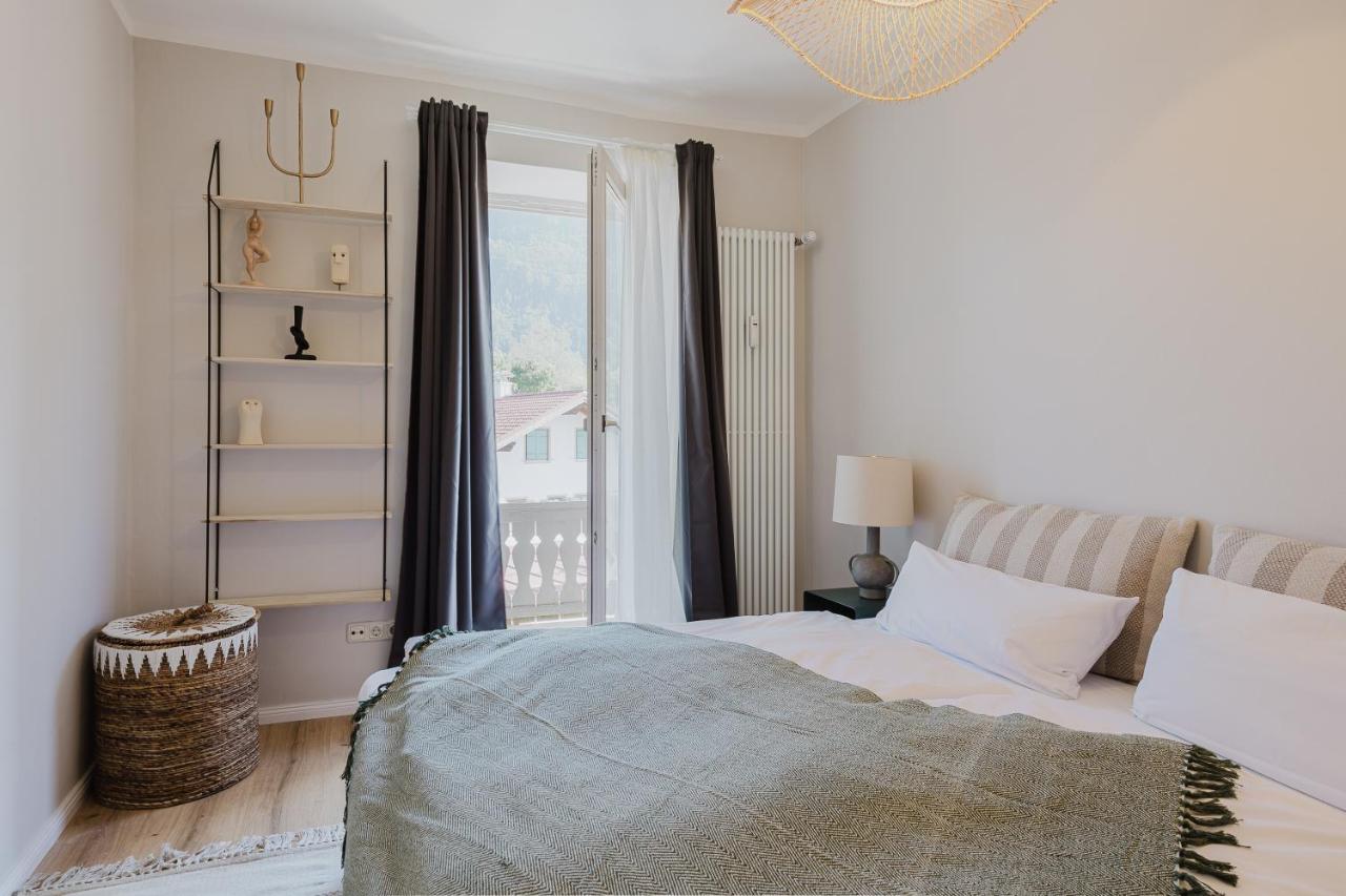One-Bedroom Apartment with Balcony and Mountain View  