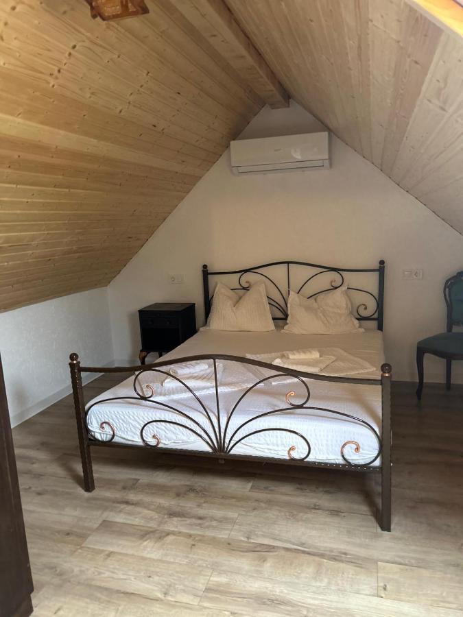 Quadruple Room with Shared Bathroom