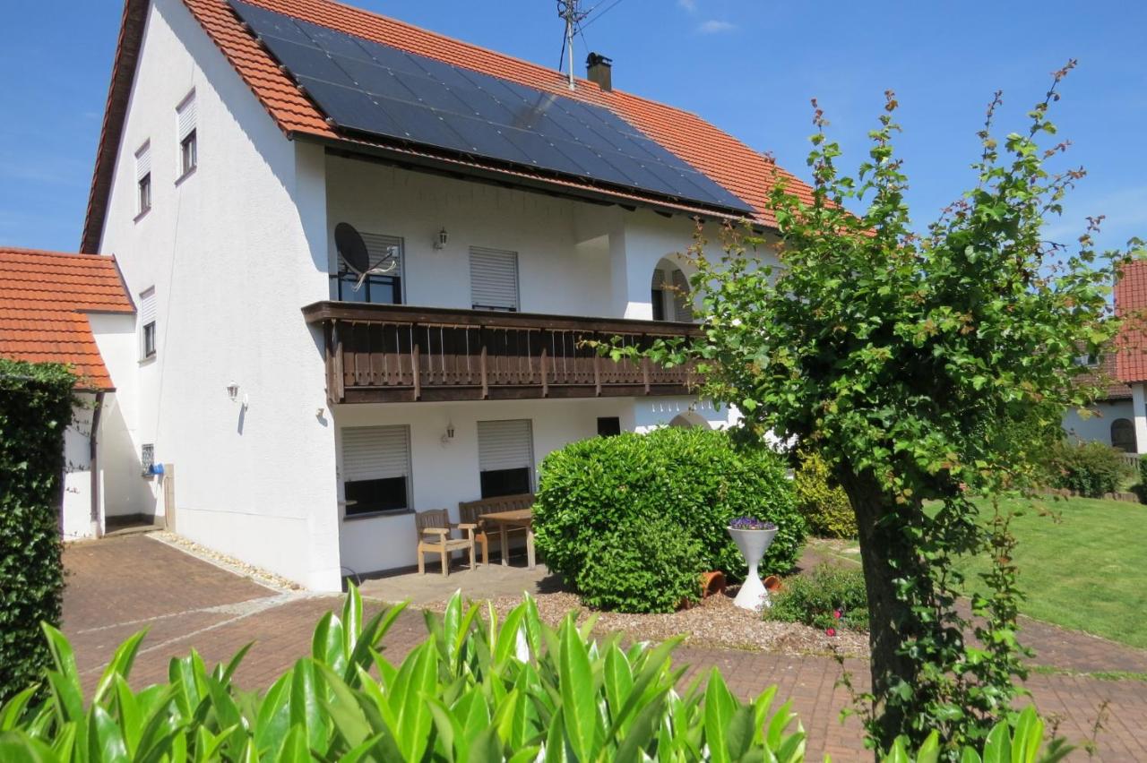 Uller`s Ferienwohnung im Usseltal - Bed and Breakfast Daiting