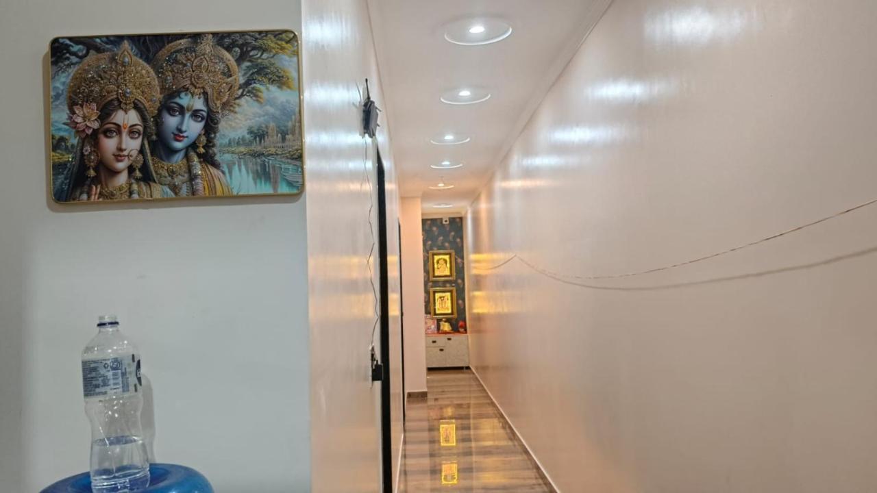 Shri Kedar Dham , Near Prem Mandir - B&B Vrindāvan