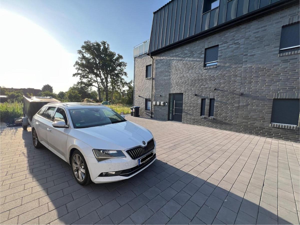 W&D Living-Kunstvoll-Gespannparkplatz & Terrasse - Ferienwohnung Celle