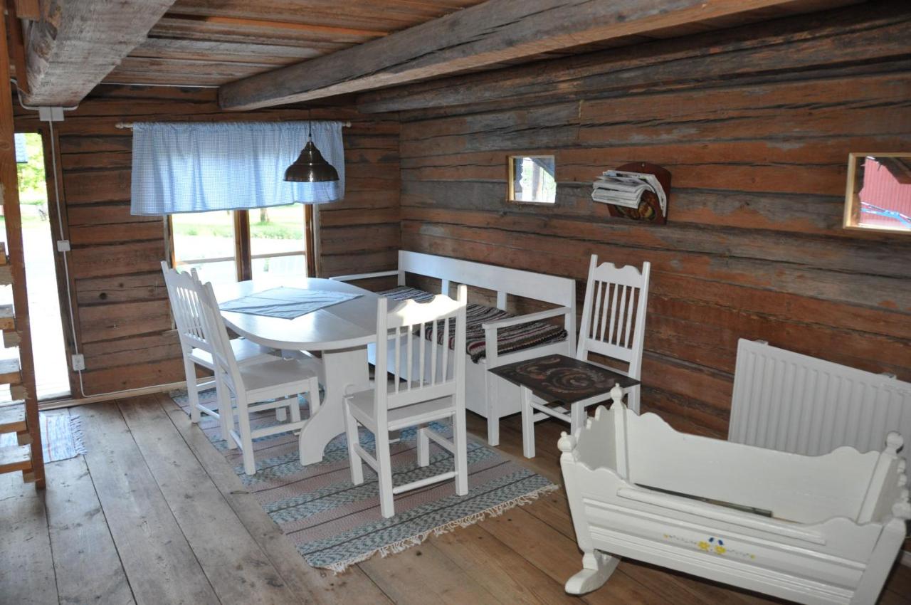 Family Room with Sea View and Shared Bathroom