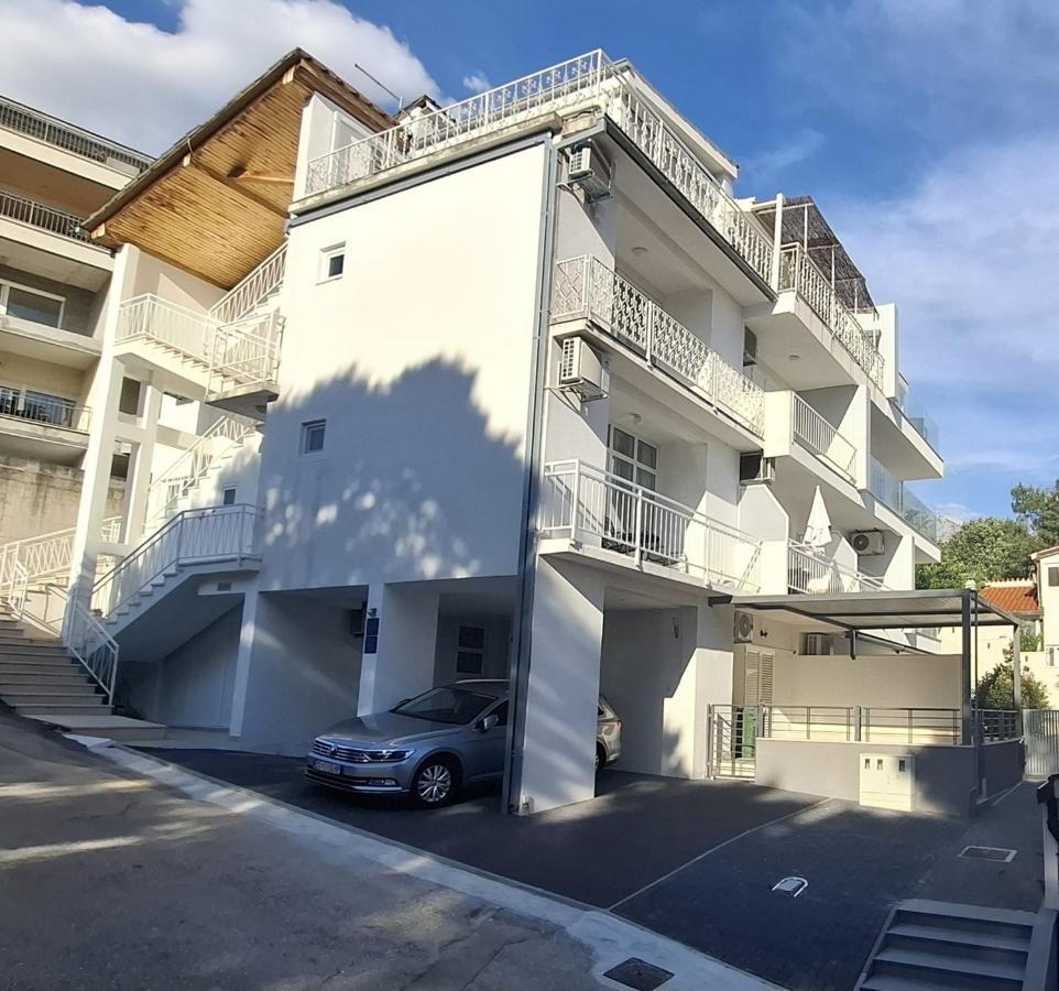 Studio apartmani Lea i Lovro - Ferienwohnung Brela