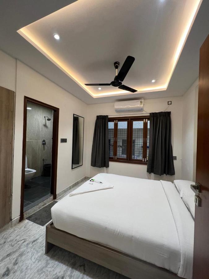 Aishwarya Apartment - B&B