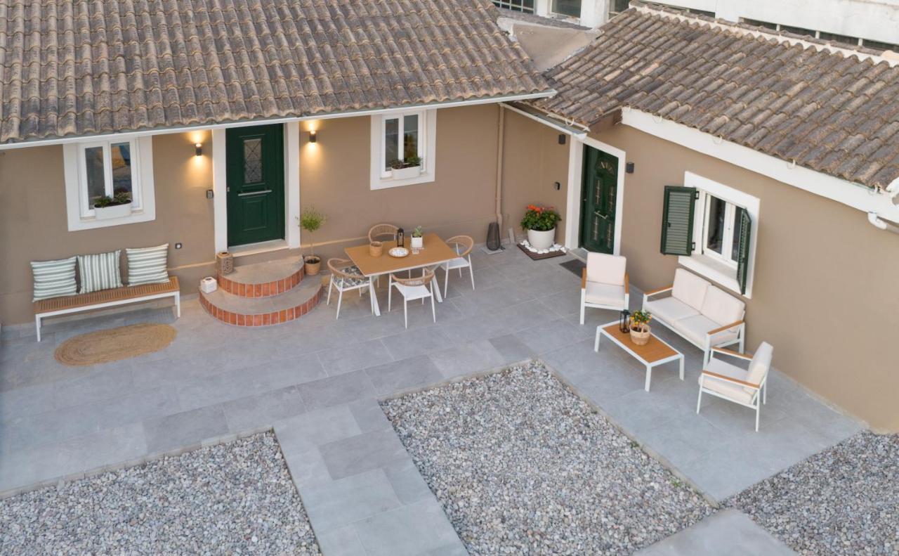 Deluxe One-Bedroom Apartment with Garden View