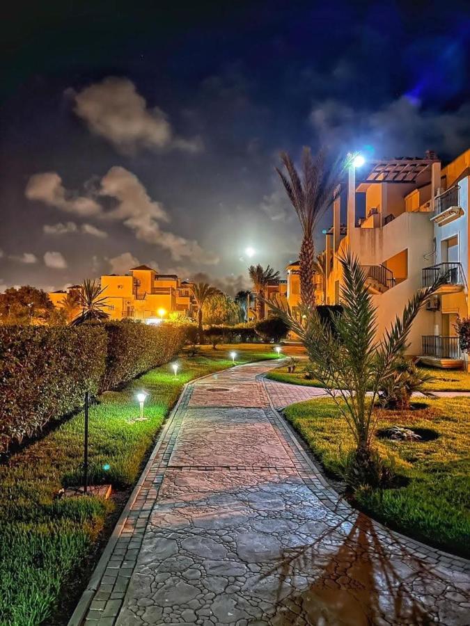 Appartement familial résidence avec piscine Marina Saidia - B&B Saidia
