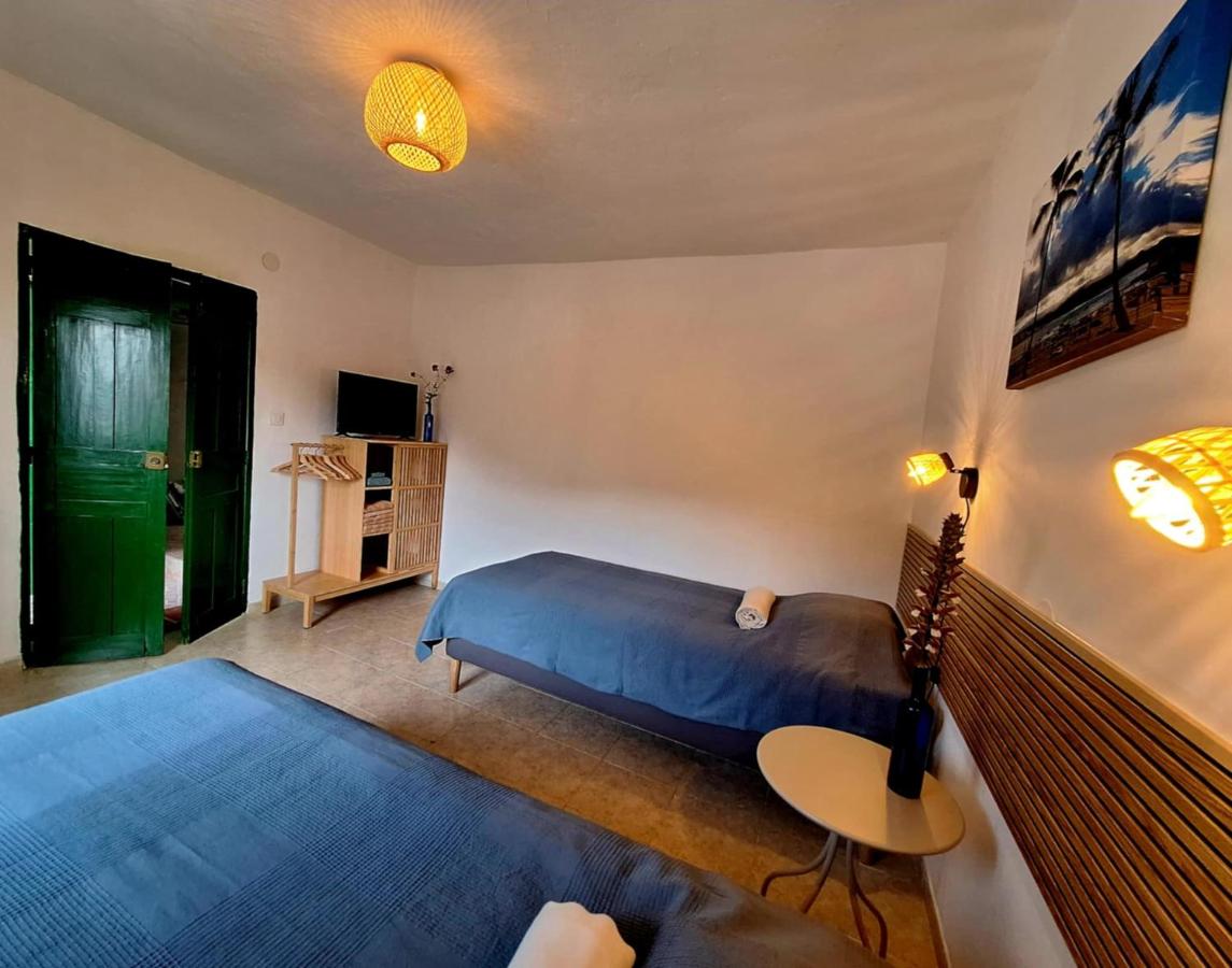 Twin Room with Private Bathroom
