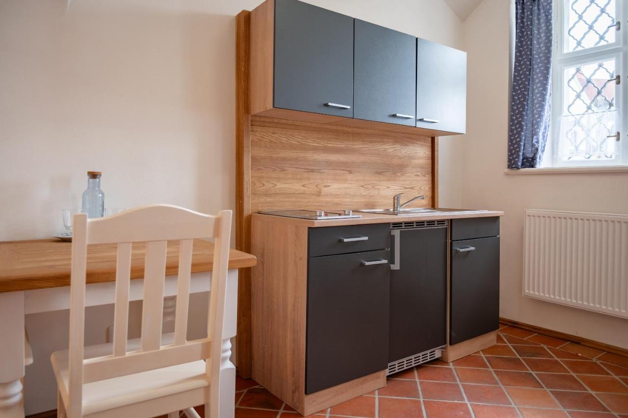 Twin Room with Private External Bathroom