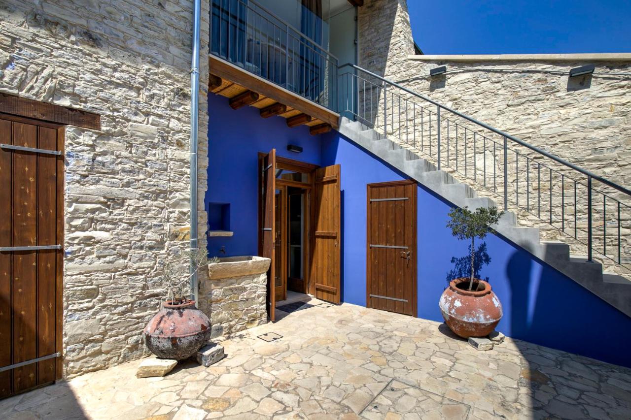 Kallistheni - Stylish Studio Apartments in Lefkara - Ferienwohnung Páno Léfkara