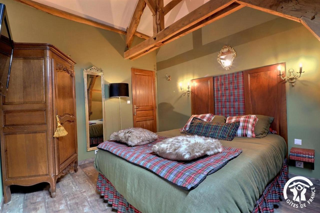 Deluxe Room 2