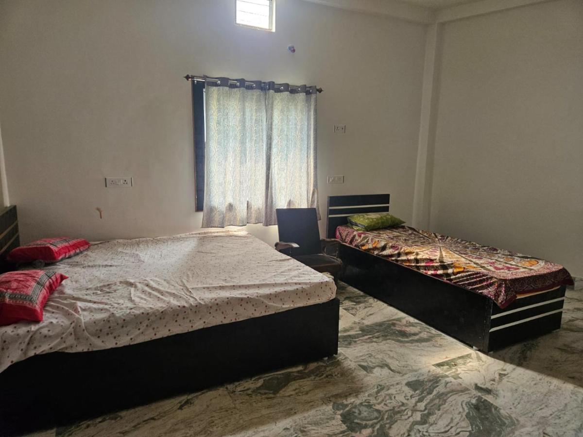 Dreibettzimmer